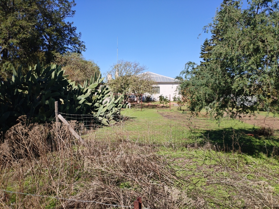 4 Bedroom Property for Sale in Ruststasie Western Cape